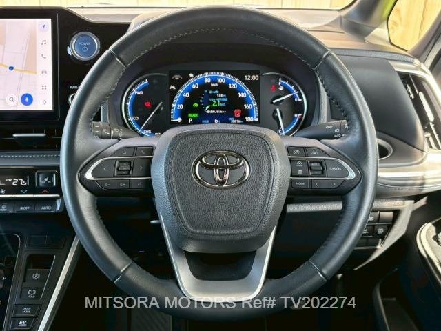 
								2022 TOYOTA VOXY S-Z | HYBRID full									