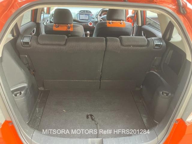 
								2013 HONDA FIT RS full									