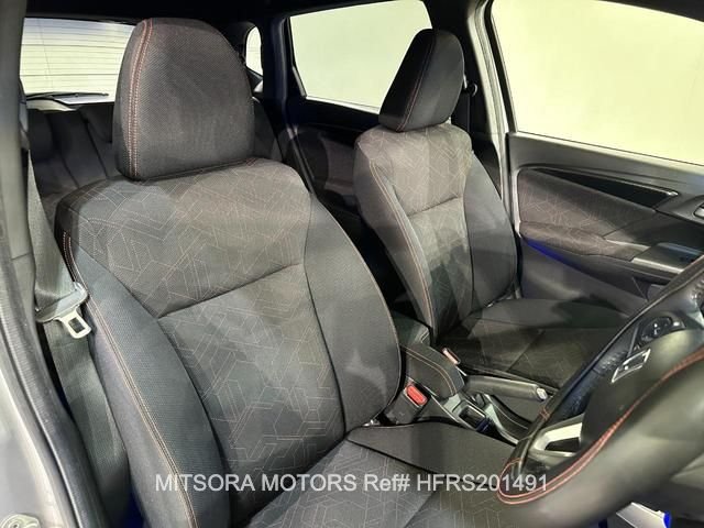 
								2014 HONDA FIT RS full									