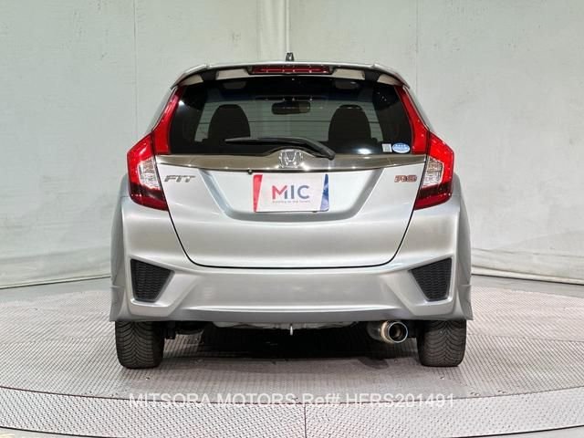 
								2014 HONDA FIT RS full									