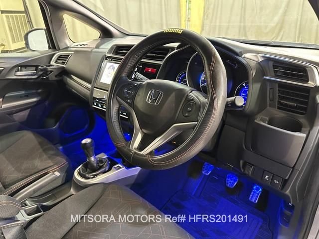 
								2014 HONDA FIT RS full									
