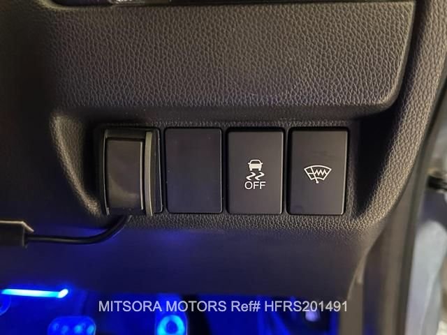 
								2014 HONDA FIT RS full									