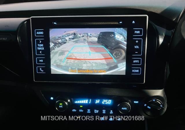 
								2016 TOYOTA HILUX full									