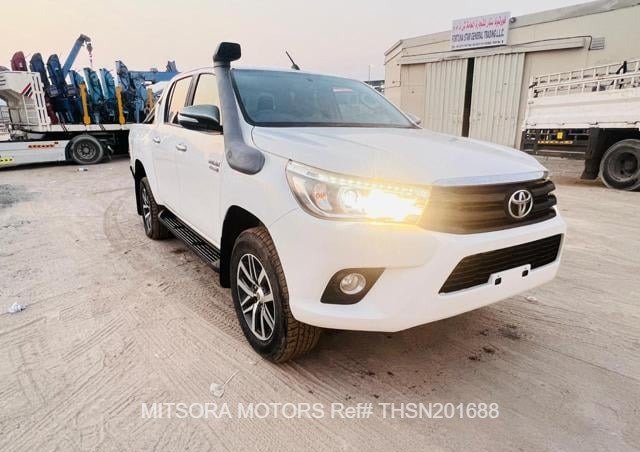 
								2016 TOYOTA HILUX full									