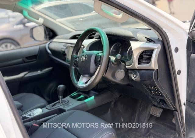 
								2018 TOYOTA HILUX full									