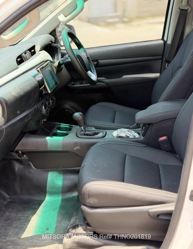 
								2018 TOYOTA HILUX full									