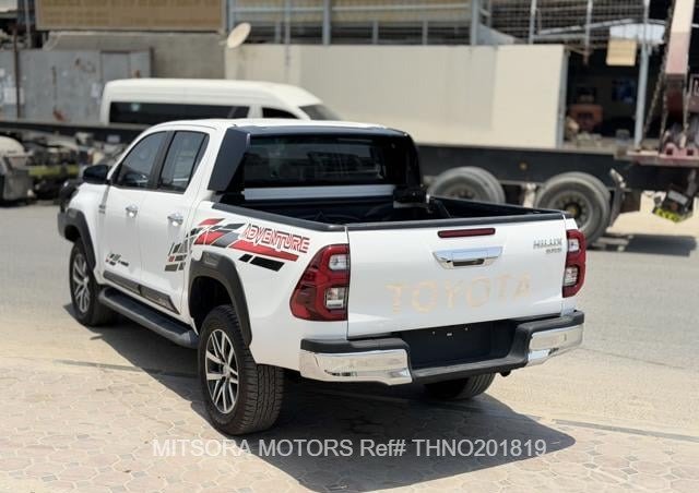 
								2018 TOYOTA HILUX full									