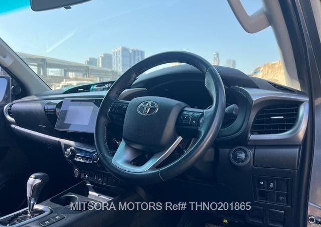 
								2018 TOYOTA HILUX full									