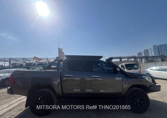 
								2018 TOYOTA HILUX full									