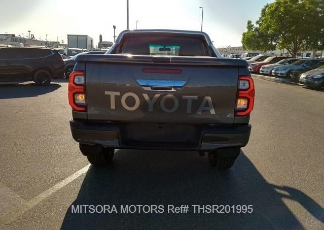 
								2019 TOYOTA HILUX SR5 full									