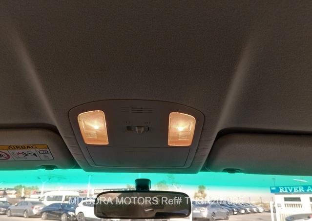 
								2019 TOYOTA HILUX SR5 full									