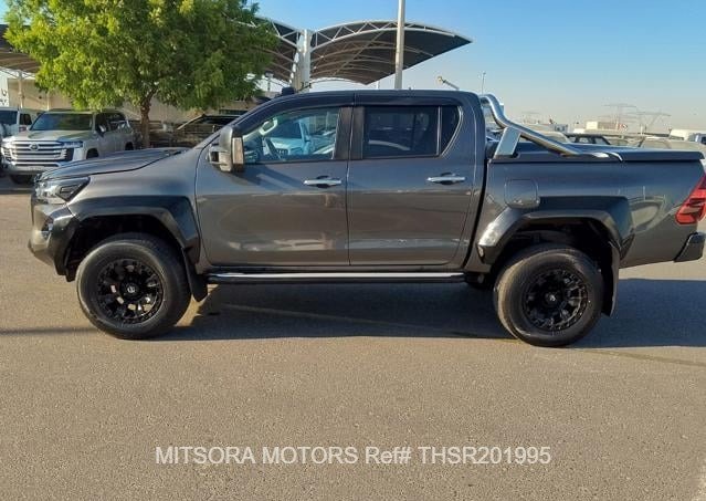 
								2019 TOYOTA HILUX SR5 full									
