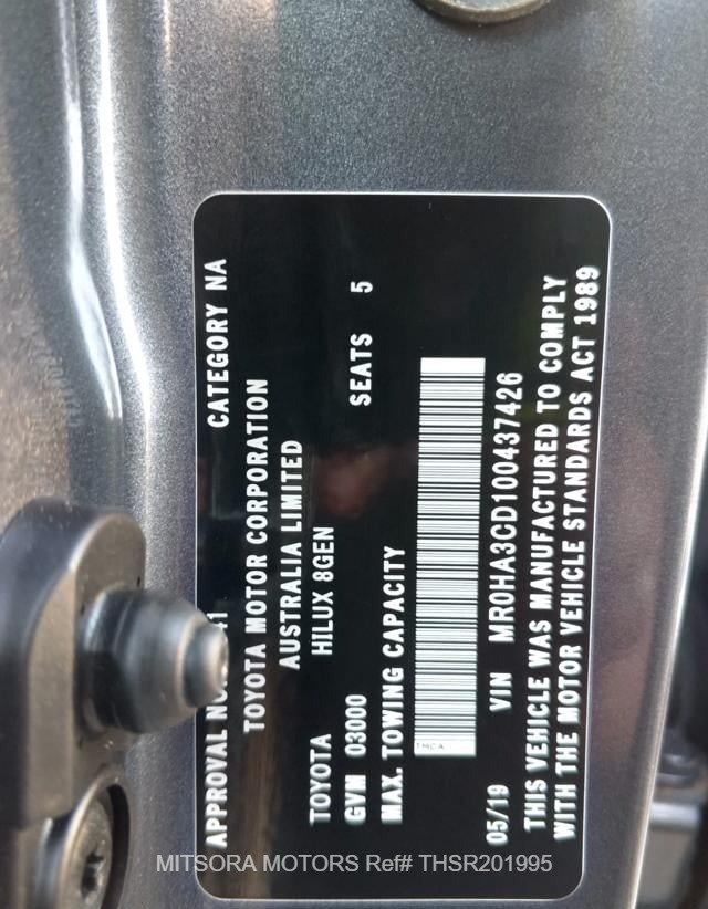 
								2019 TOYOTA HILUX SR5 full									