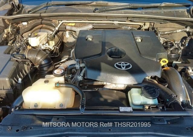 
								2019 TOYOTA HILUX SR5 full									