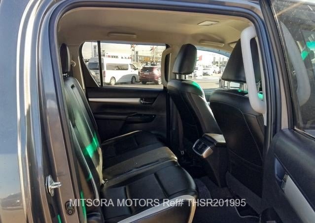 
								2019 TOYOTA HILUX SR5 full									