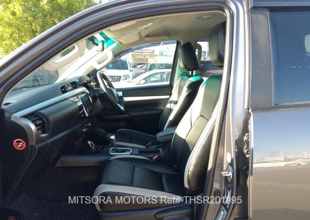 
								2019 TOYOTA HILUX SR5 full									