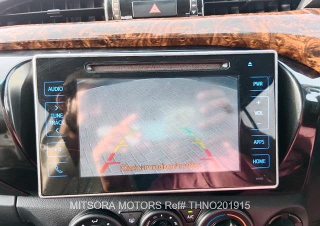 
								2019 TOYOTA HILUX full									