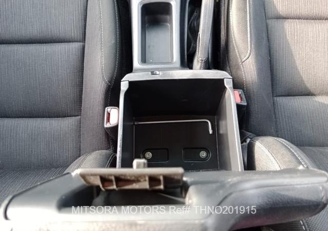 
								2019 TOYOTA HILUX full									