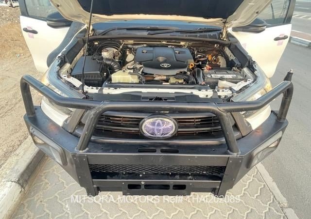 
								2020 TOYOTA HILUX full									