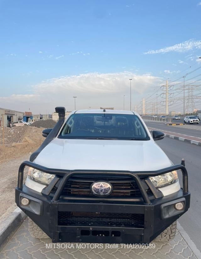 
								2020 TOYOTA HILUX full									
