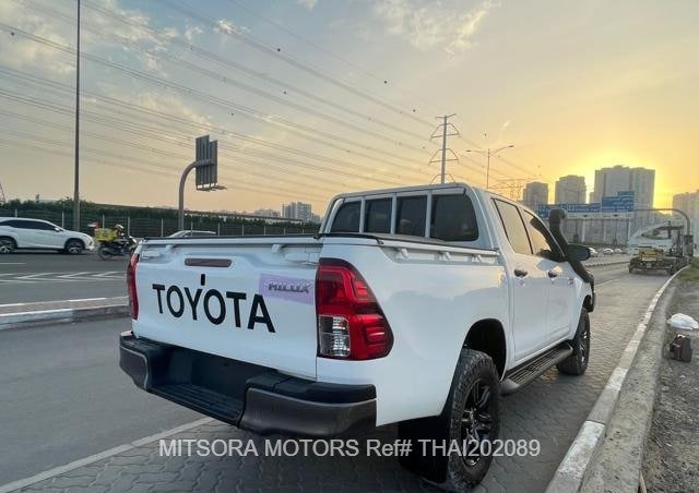 
								2020 TOYOTA HILUX full									