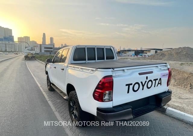 
								2020 TOYOTA HILUX full									
