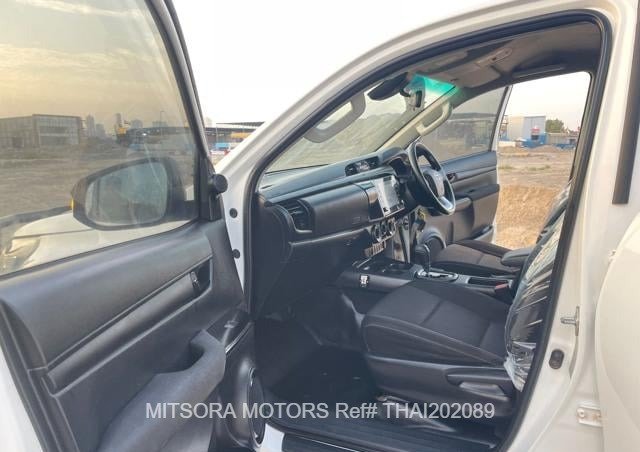
								2020 TOYOTA HILUX full									