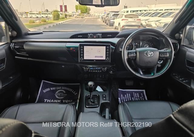 
								2021 TOYOTA HILUX ROGUE | FACE LIFTED | GR KIT full									