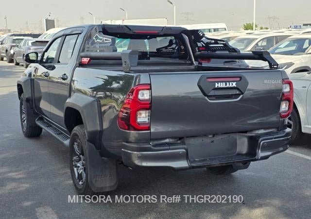 
								2021 TOYOTA HILUX ROGUE | FACE LIFTED | GR KIT full									
