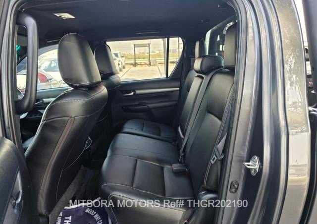 
								2021 TOYOTA HILUX ROGUE | FACE LIFTED | GR KIT full									