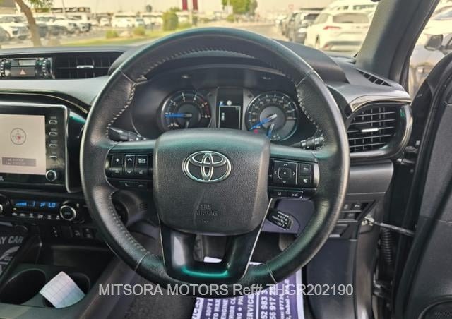 
								2021 TOYOTA HILUX ROGUE | FACE LIFTED | GR KIT full									