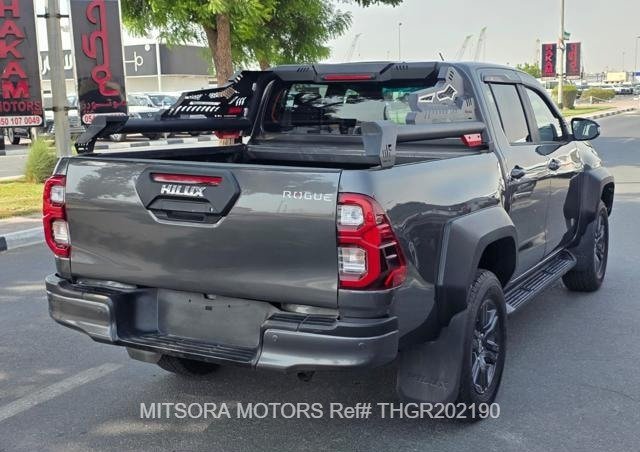 
								2021 TOYOTA HILUX ROGUE | FACE LIFTED | GR KIT full									