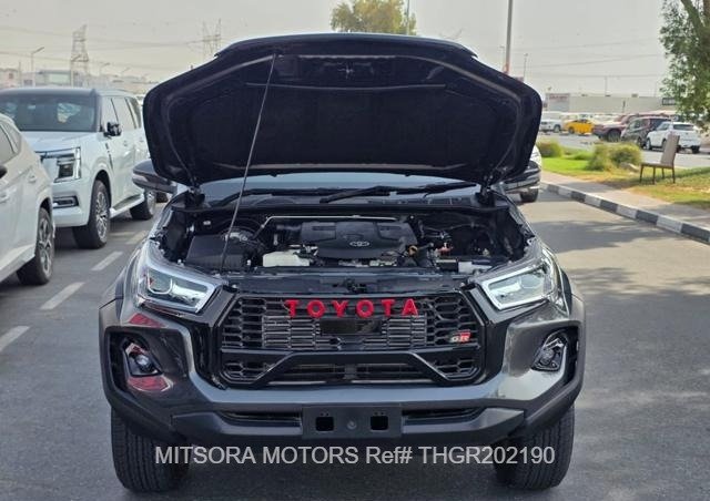 
								2021 TOYOTA HILUX ROGUE | FACE LIFTED | GR KIT full									
