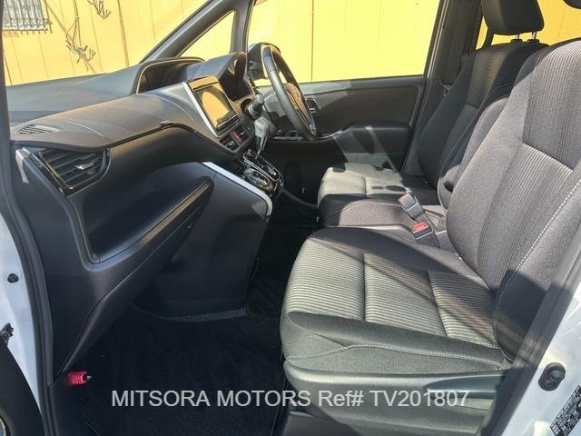 
								2018 TOYOTA VOXY ZS KIRAMEKI full									