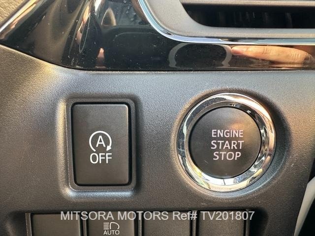 
								2018 TOYOTA VOXY ZS KIRAMEKI full									