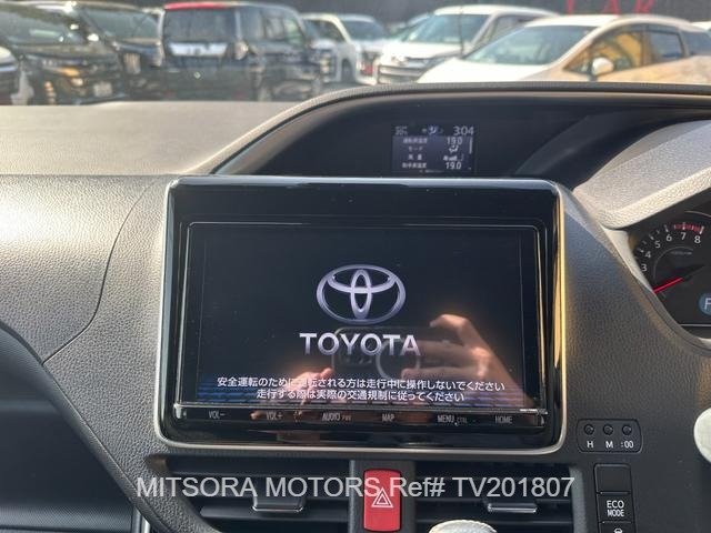 
								2018 TOYOTA VOXY ZS KIRAMEKI full									