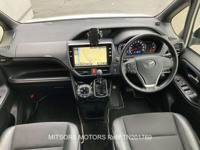 
								2017 TOYOTA NOAH SI WxB full									