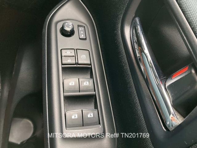 
								2017 TOYOTA NOAH SI WxB full									