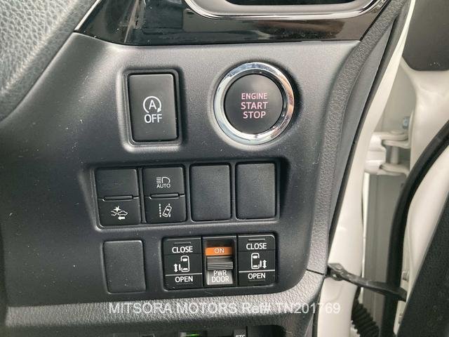 
								2017 TOYOTA NOAH SI WxB full									