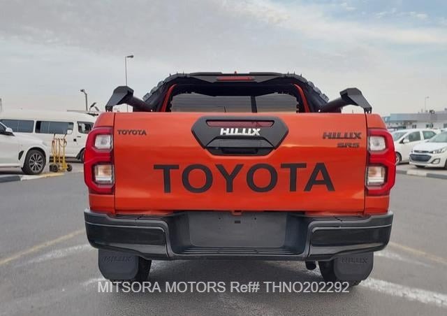 
								2022 TOYOTA HILUX full									
