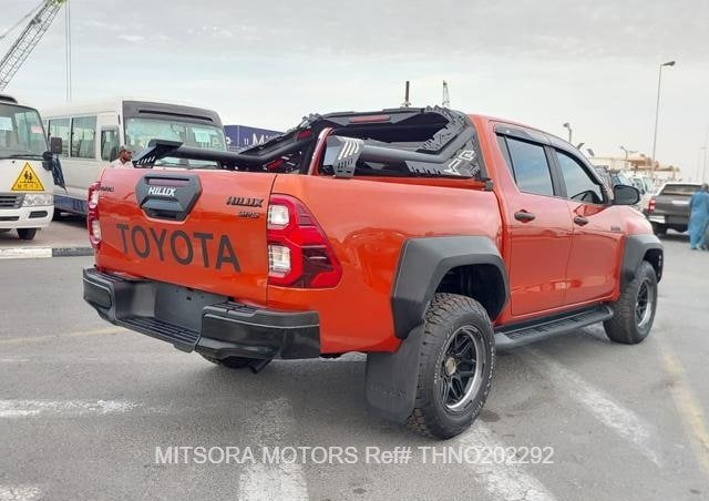 
								2022 TOYOTA HILUX full									