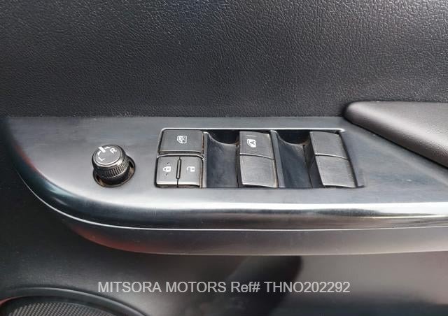 
								2022 TOYOTA HILUX full									