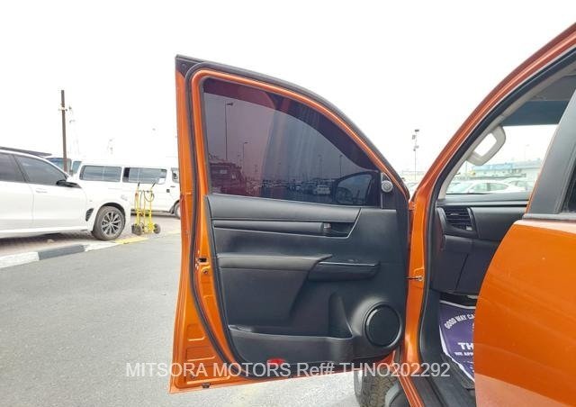 
								2022 TOYOTA HILUX full									