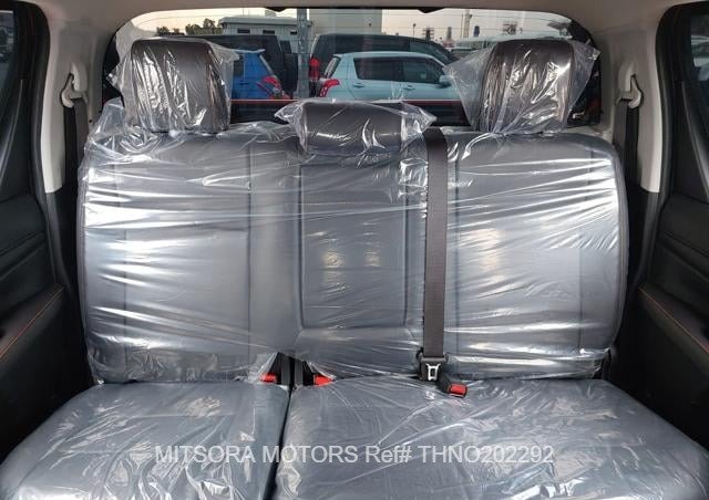 
								2022 TOYOTA HILUX full									