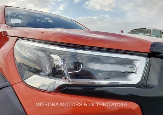
								2022 TOYOTA HILUX full									
