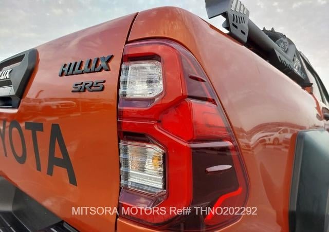 
								2022 TOYOTA HILUX full									