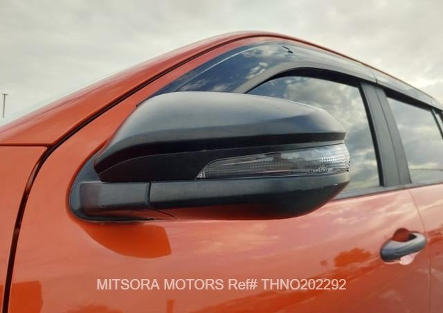 
								2022 TOYOTA HILUX full									