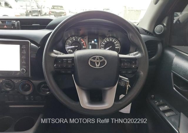 
								2022 TOYOTA HILUX full									