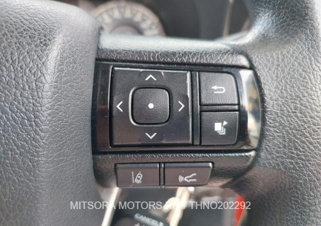 
								2022 TOYOTA HILUX full									
