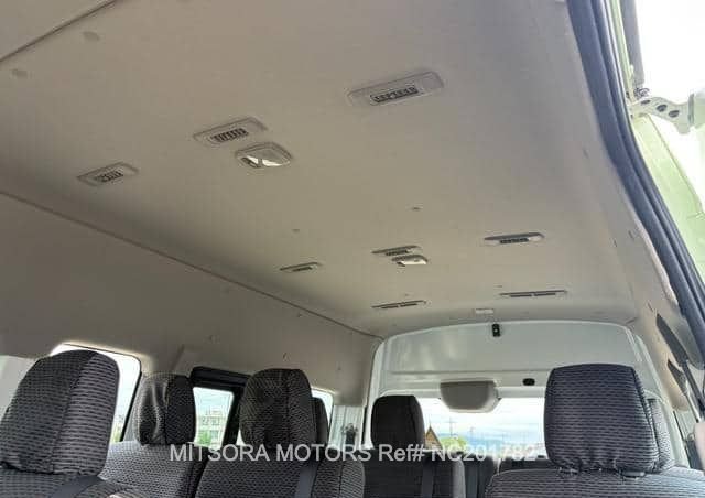 
								2017 NISSAN CARAVAN VAN full									
